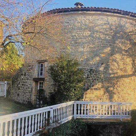 Vila Gite Du Moulin Pranzac Exteriér fotografie