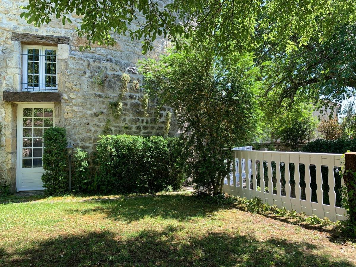 Vila Gite Du Moulin Pranzac Exteriér fotografie